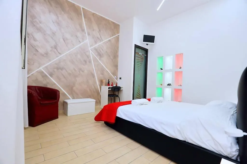 Suite In Citta Naples Italy